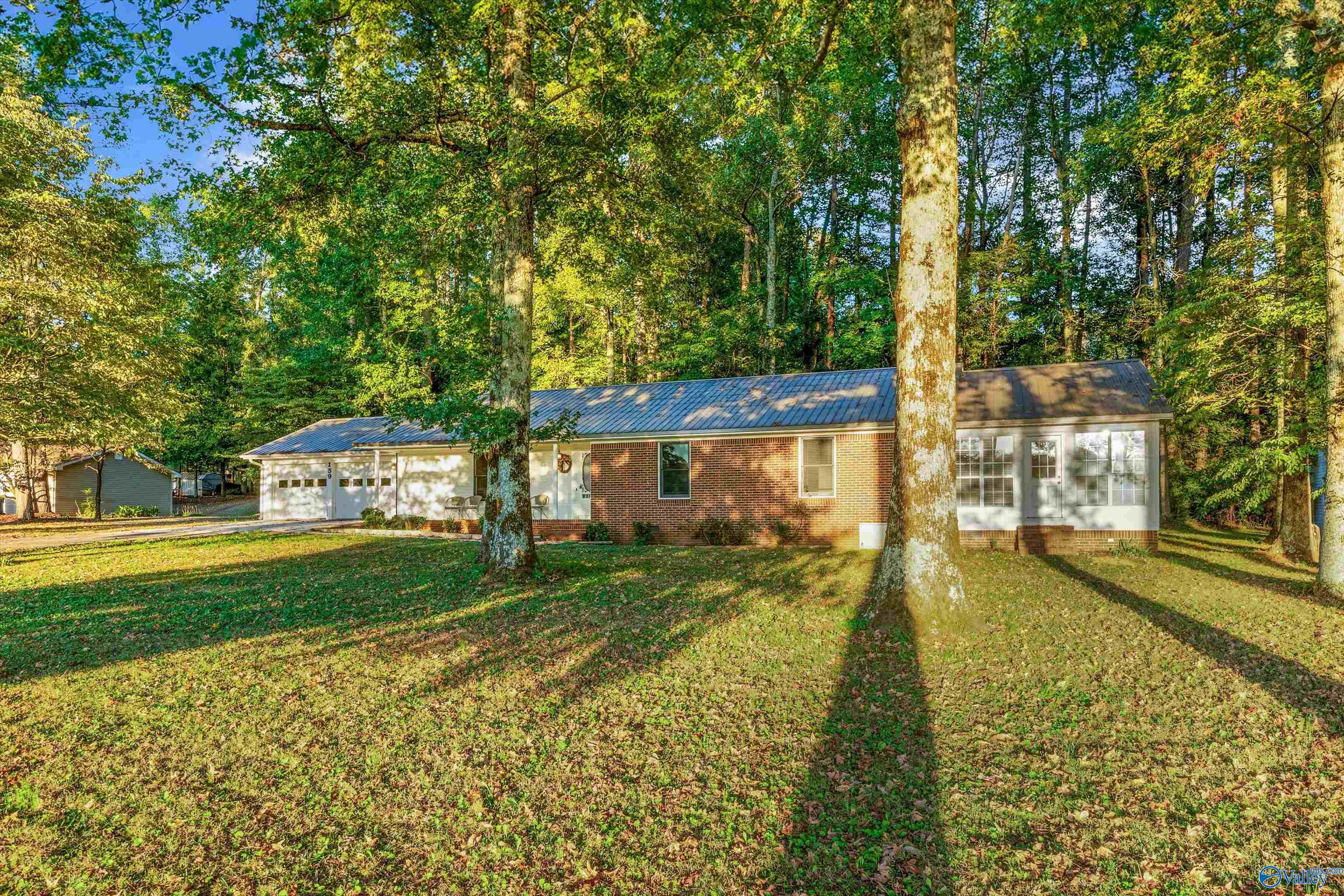 159 Leigh Ann Road, Hazel Green, Alabama image 2