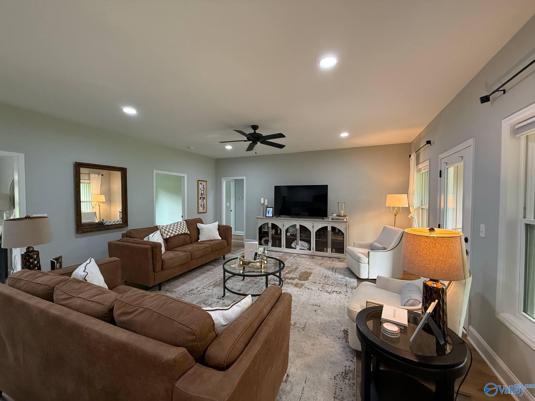 631 Crestman Dr, Arab, Alabama image 12