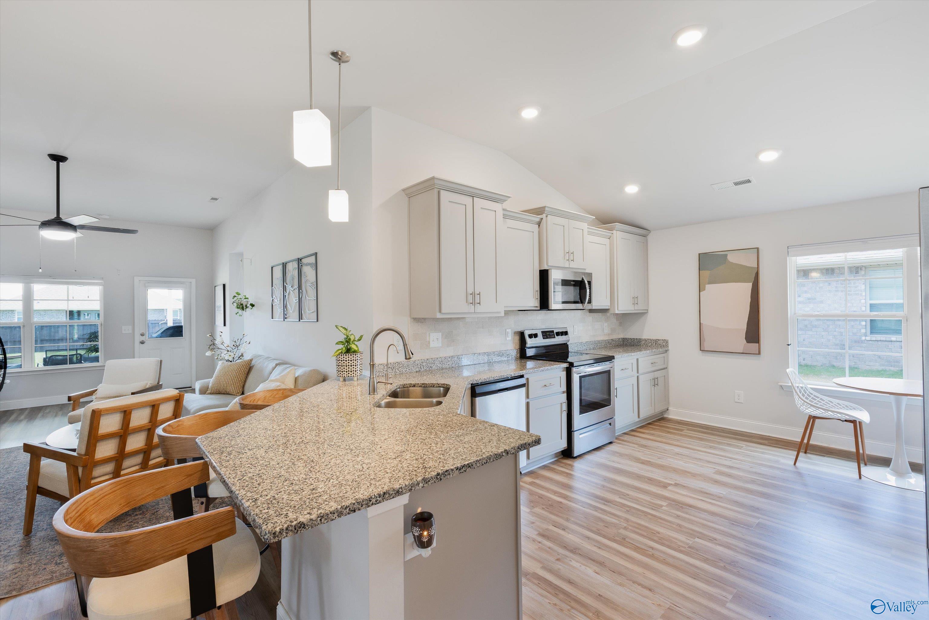 221 Alonzo Toney Drive, Madison, Alabama image 11
