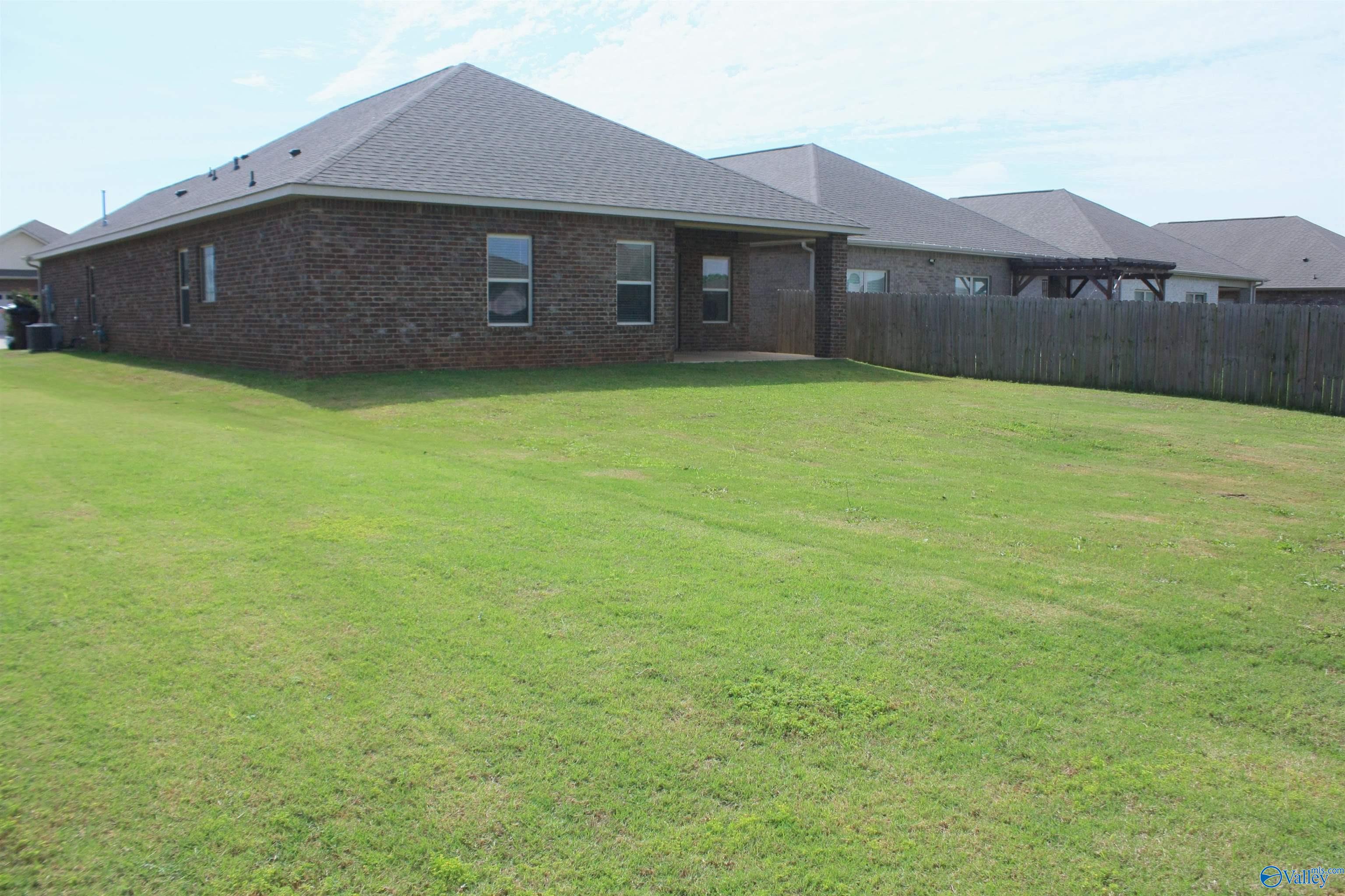 14709 Norfleet Drive, Athens, Alabama image 3