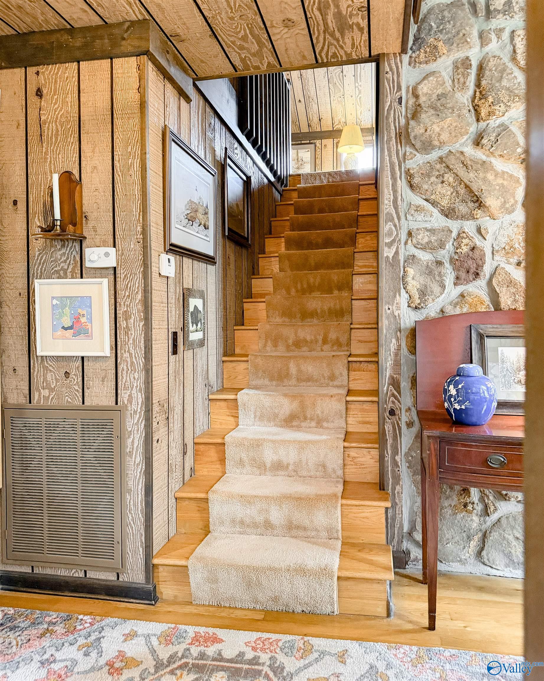 Mentone, Alabama, 35984, United States, 3 Bedrooms Bedrooms, ,3 BathroomsBathrooms,Residential,Active,2034666