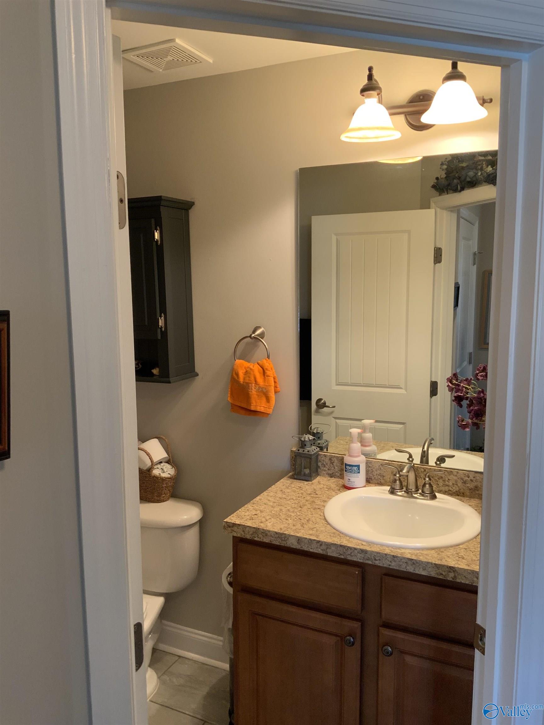 Madison, Alabama 35757, United States, 4 Bedrooms Bedrooms, ,3 BathroomsBathrooms,Residential,Active,222703