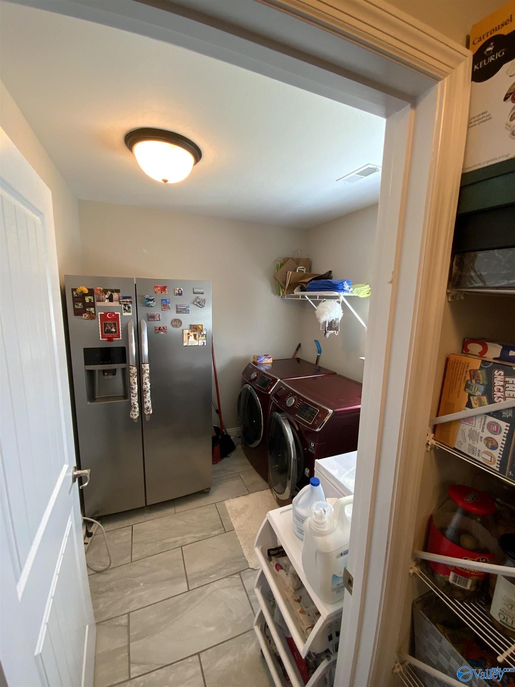 Madison, Alabama 35757, United States, 4 Bedrooms Bedrooms, ,3 BathroomsBathrooms,Residential,Active,222703