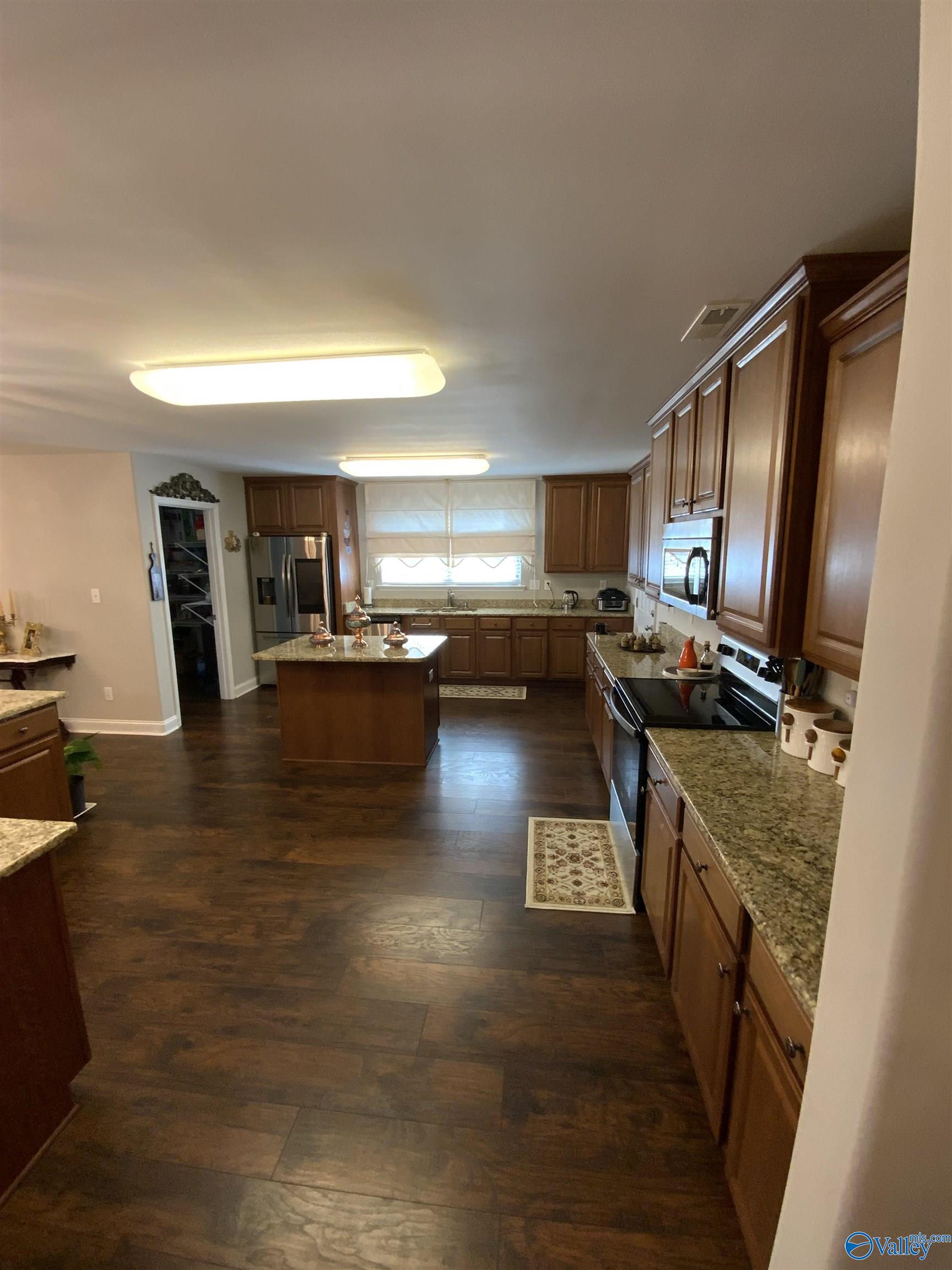 Madison, Alabama 35757, United States, 4 Bedrooms Bedrooms, ,3 BathroomsBathrooms,Residential,Active,222703