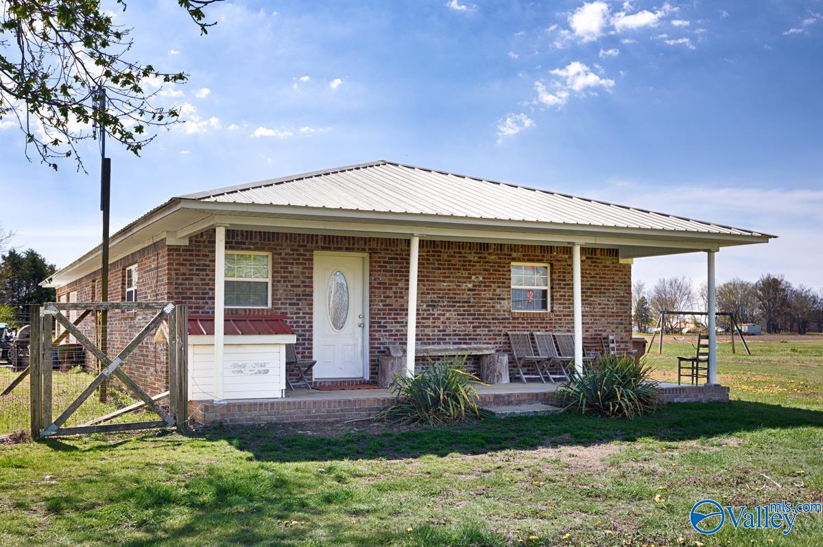 22136 Shipley Hollow Road, Elkmont, Alabama image 4