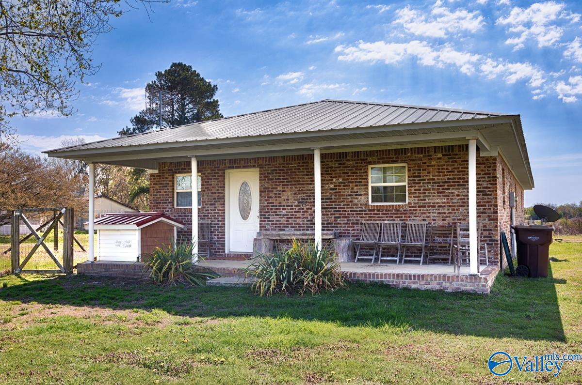 22136 Shipley Hollow Road, Elkmont, Alabama image 5