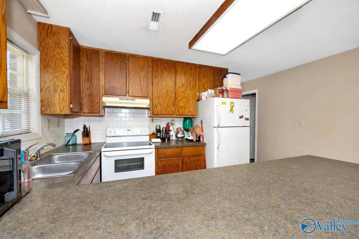 22136 Shipley Hollow Road, Elkmont, Alabama image 15