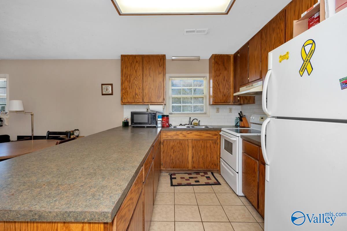 22136 Shipley Hollow Road, Elkmont, Alabama image 13