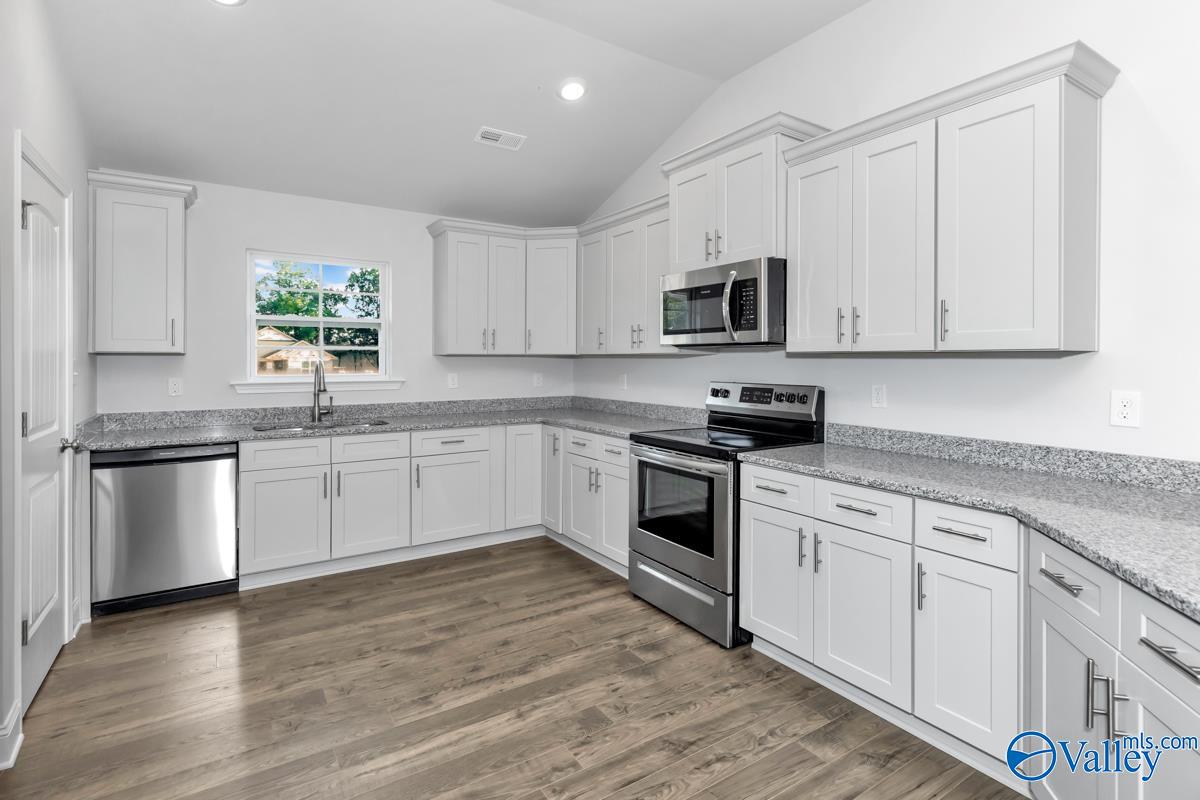 14048 Creekwater Court, Harvest, Alabama image 10