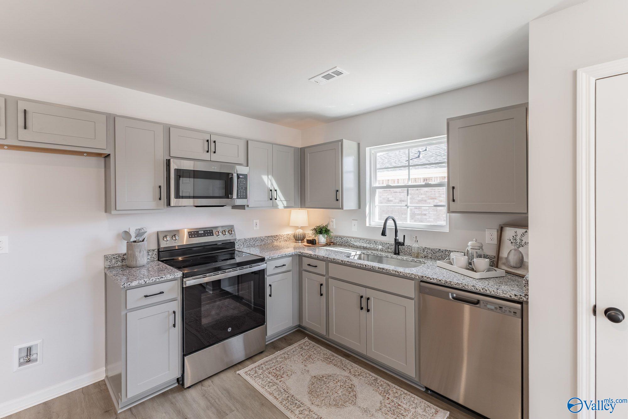 140 Stratman Drive, New Hope, Alabama image 3