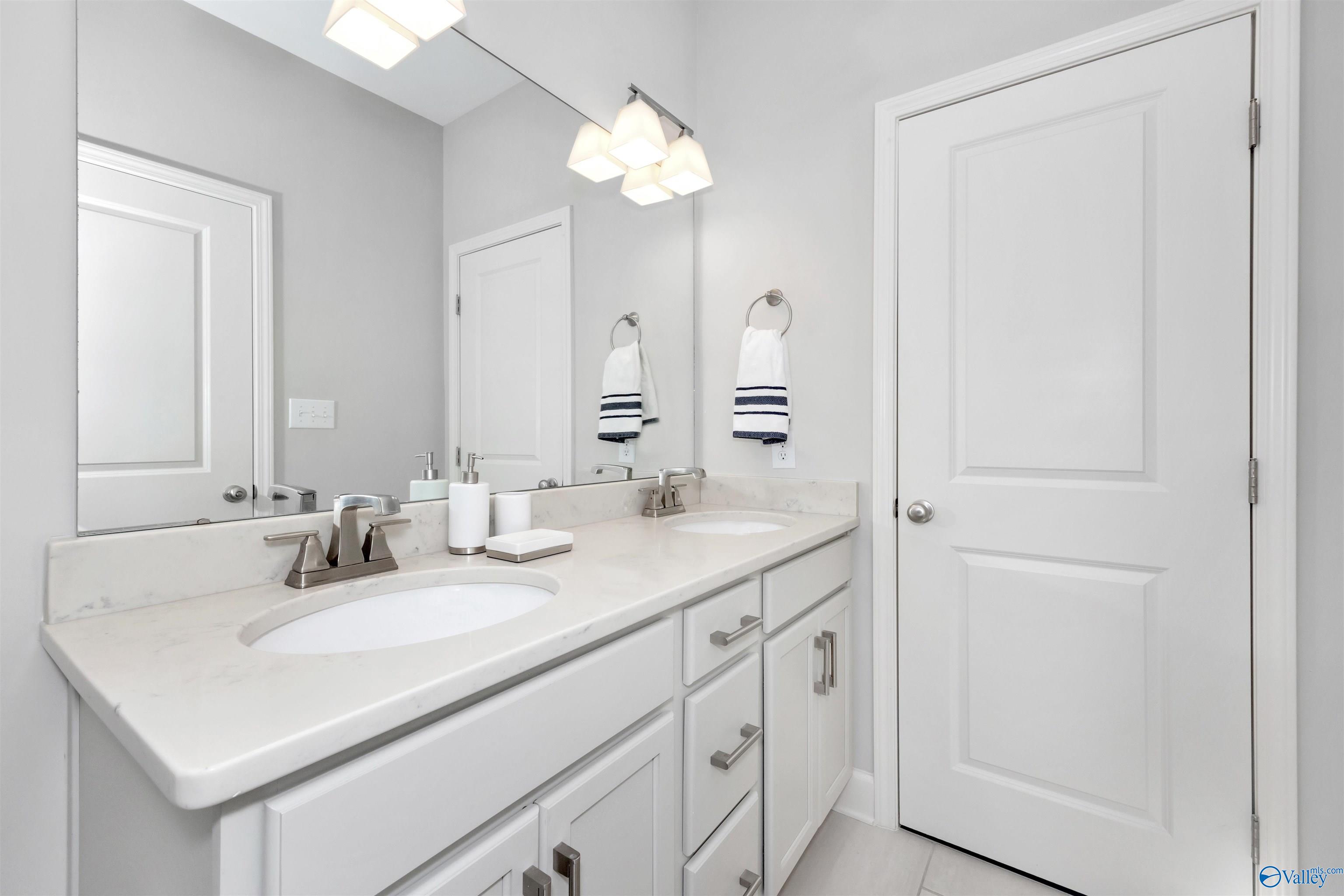 17 Biltmore Drive, Huntsville, Alabama image 30