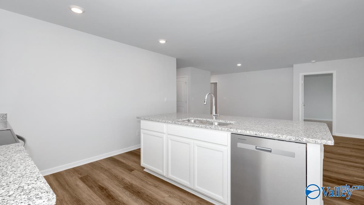 9949 Sequoyah Cove Drive, Owens Cross Roads, Alabama image 13