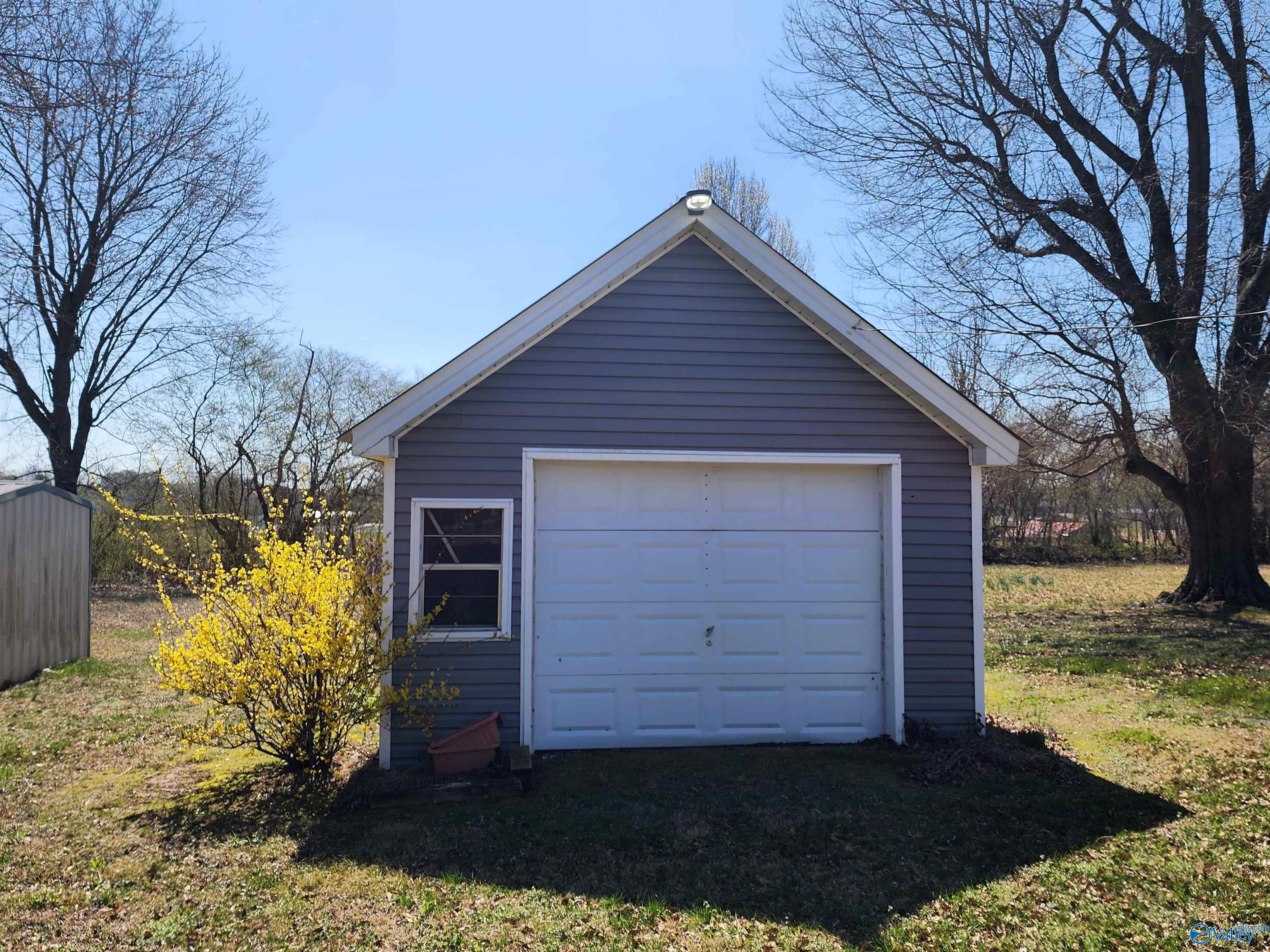 439 Mitchell Drive, Rainsville, Alabama image 2