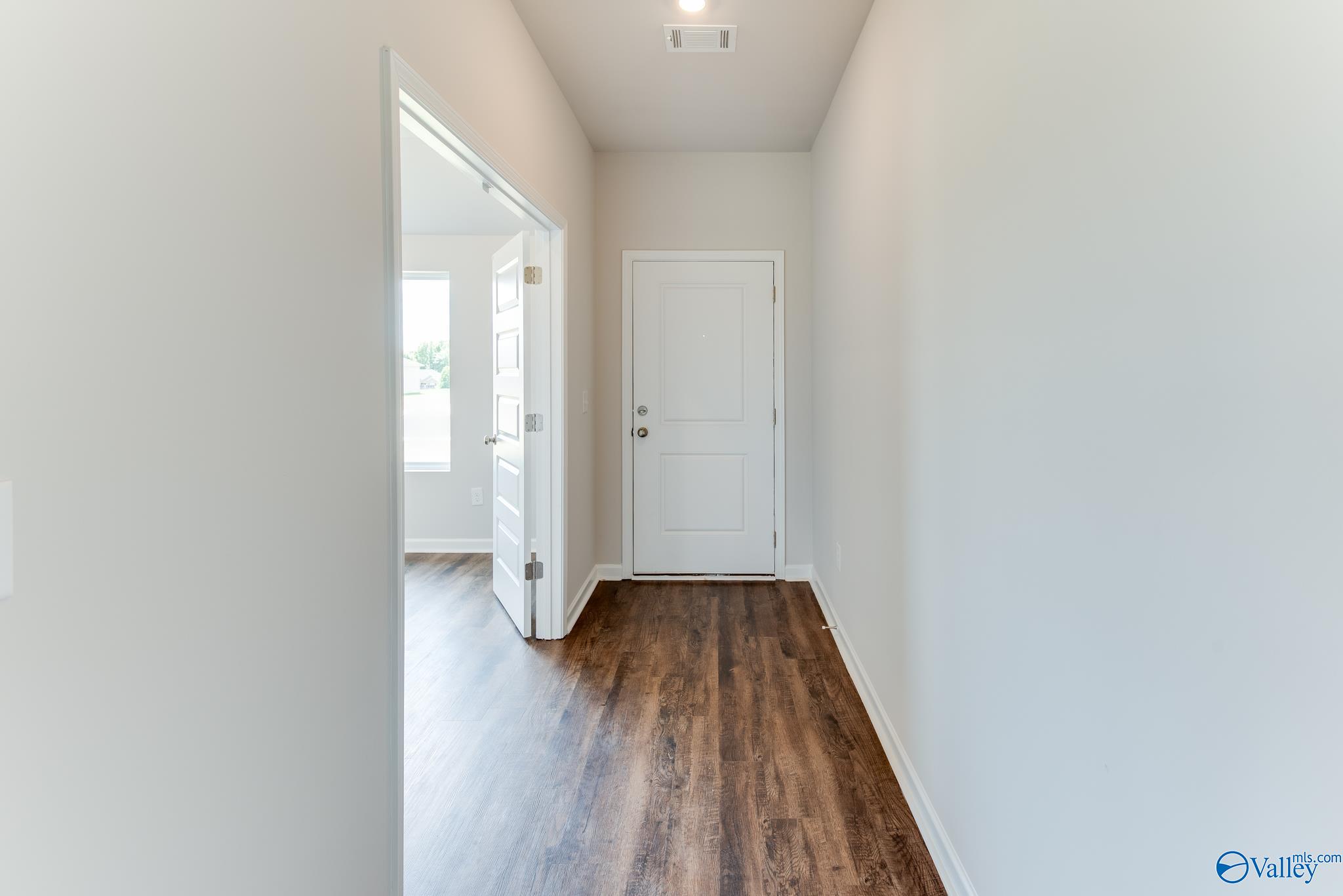 115 Olde Hearth Road, New Market, Alabama image 3