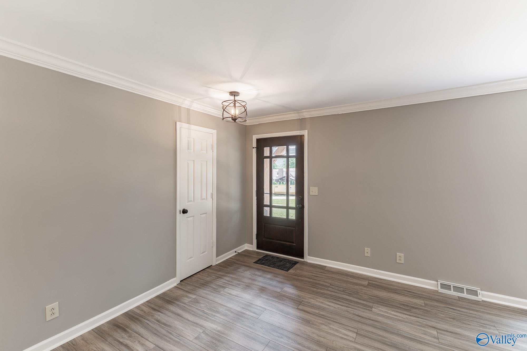 312 SE Caldwell Lane, Owens Cross Roads, Alabama image 3