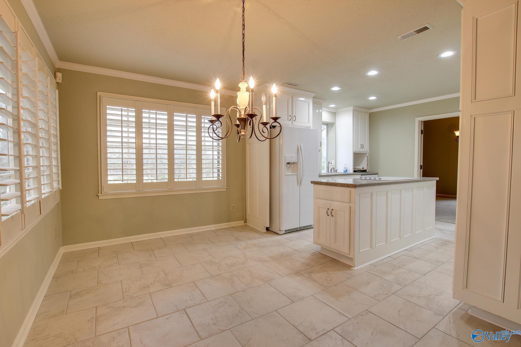 1611 Wellington Court, Decatur, Alabama image 18