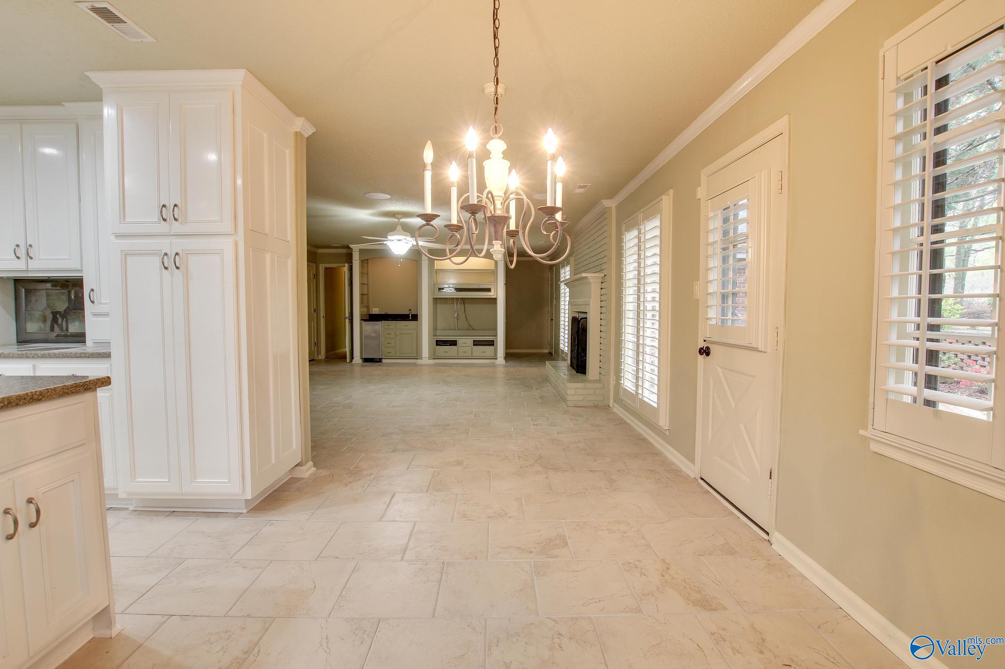 1611 Wellington Court, Decatur, Alabama image 17