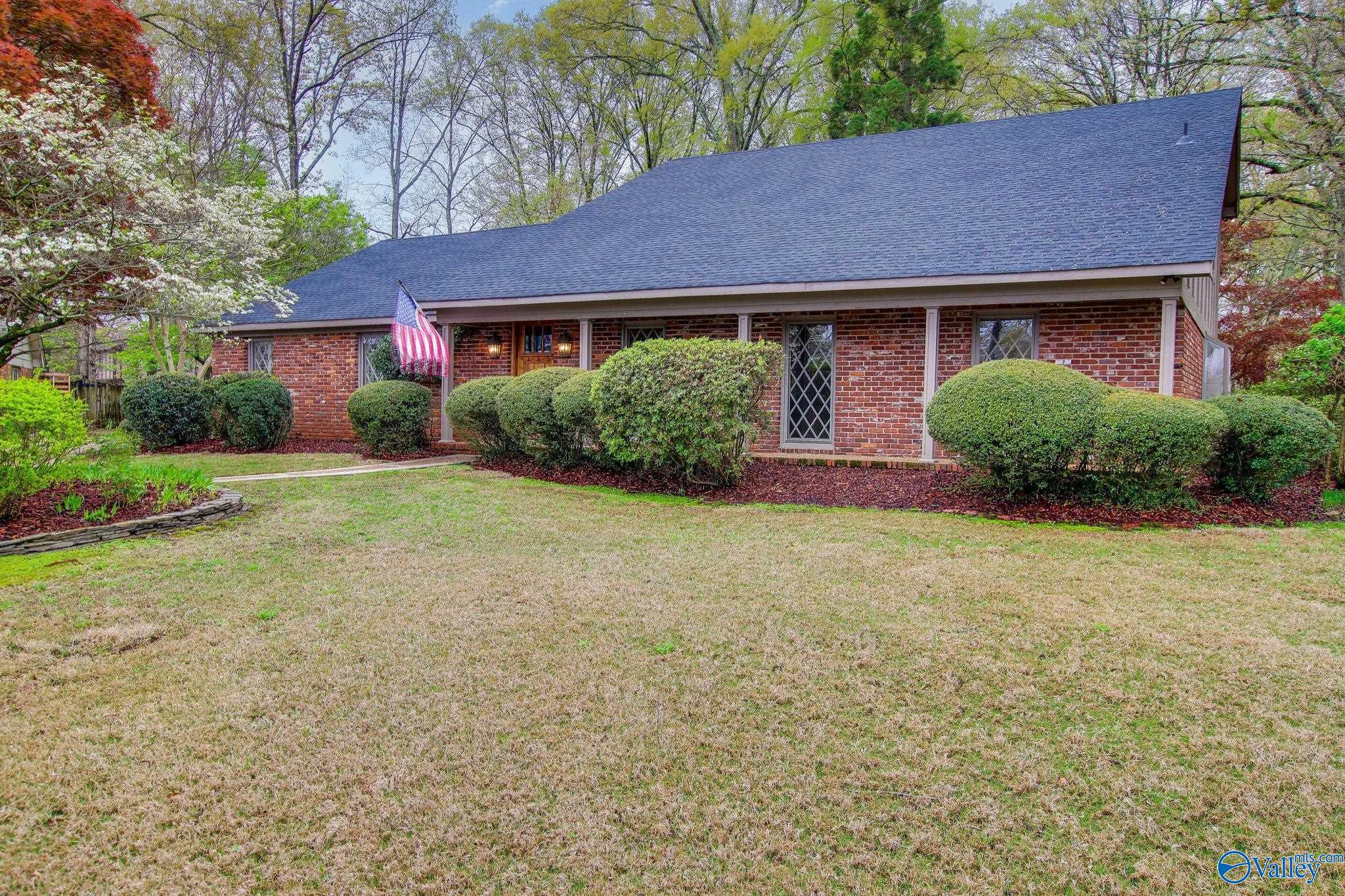 1611 Wellington Court, Decatur, Alabama image 1