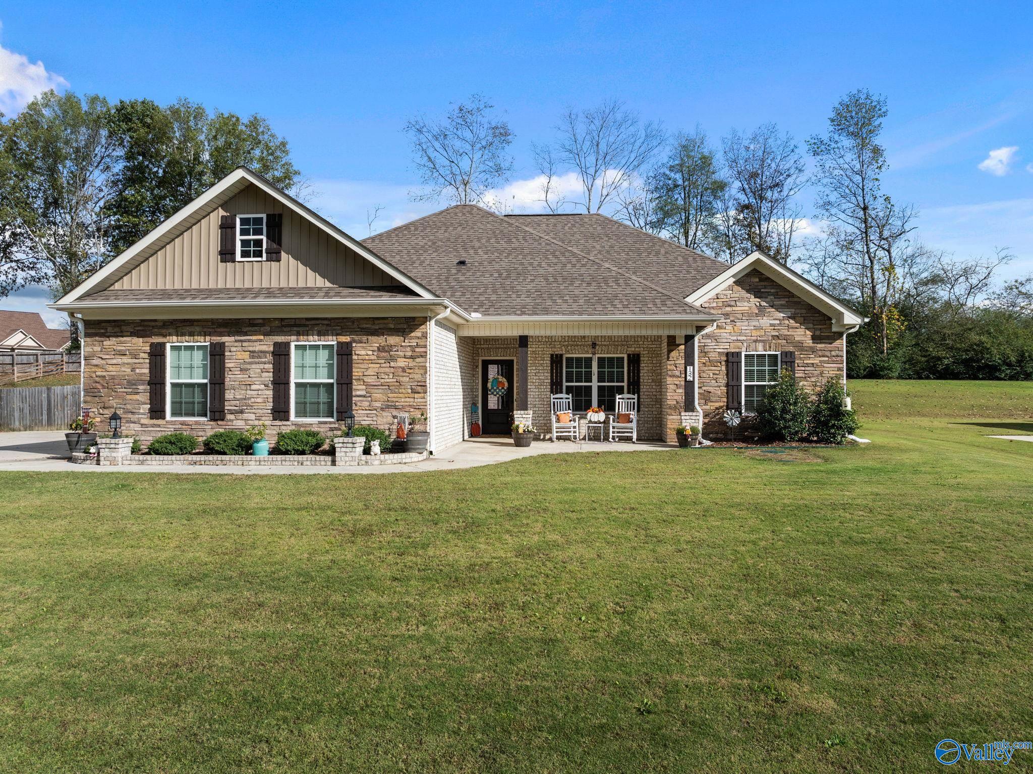 132 Lewis Vann Drive, Hazel Green, Alabama image 1