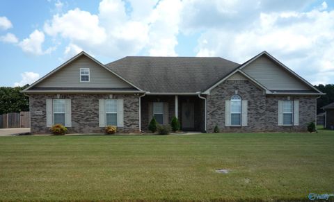 Homes For Rent - 16656 Bellewood Drive<br/> Athens, AL 35613
