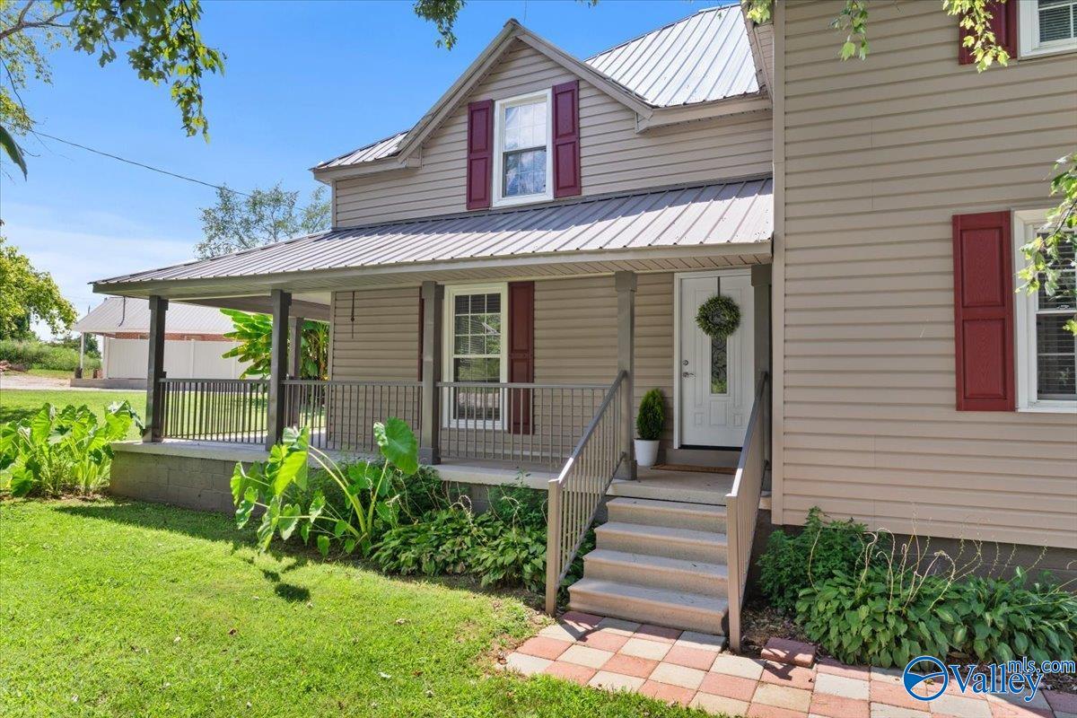624 Steele Lane