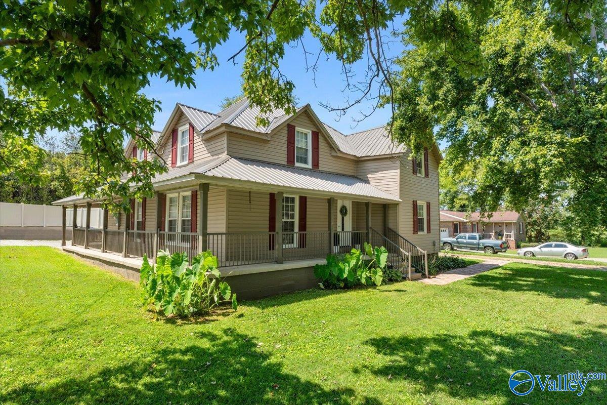 624 Steele Lane