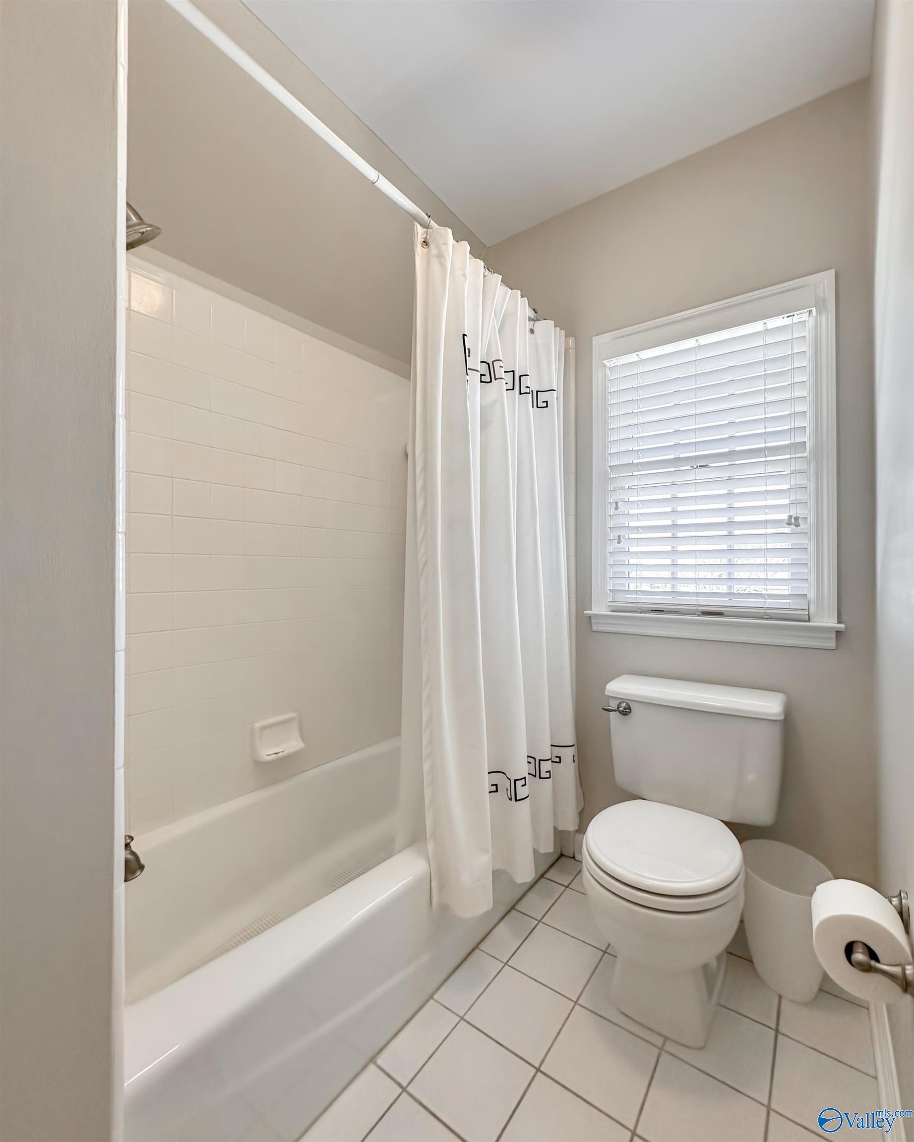 2702 Summerwind Drive, Decatur, Alabama image 33