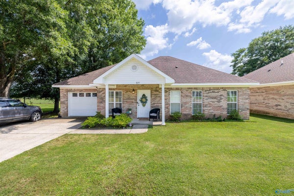 825 4TH AVE SW, HAMILTON, AL 35570 - Image cafeeef9156dca2d9382683b64175f4d/2445175056