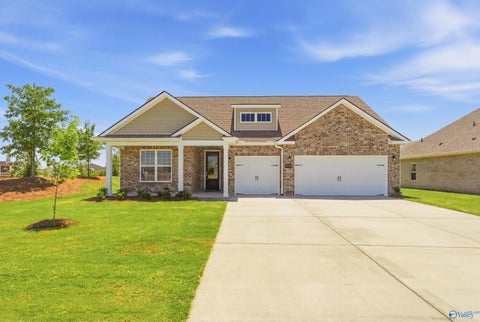 Homes For Sale - 29648 Limestone Creek Way<br/> Limestone County, Harvest, AL 35749