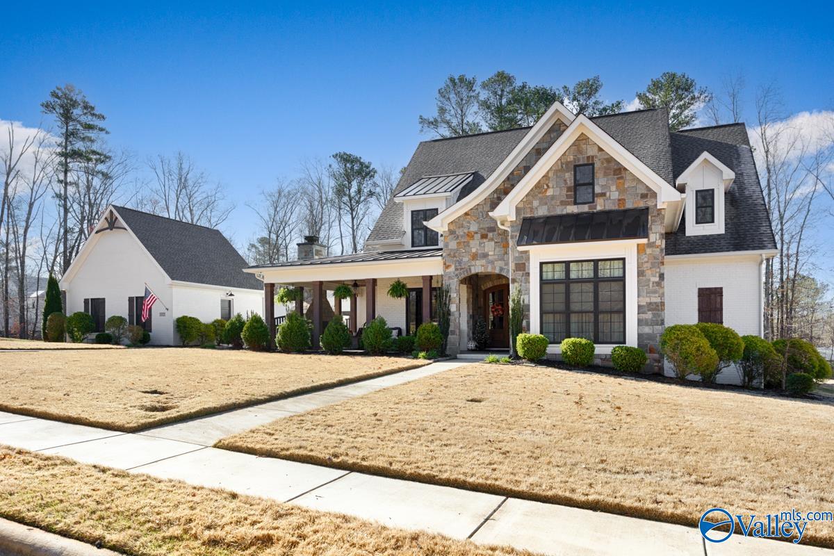 112 Bishop Bend Drive, Huntsville, Alabama image 1