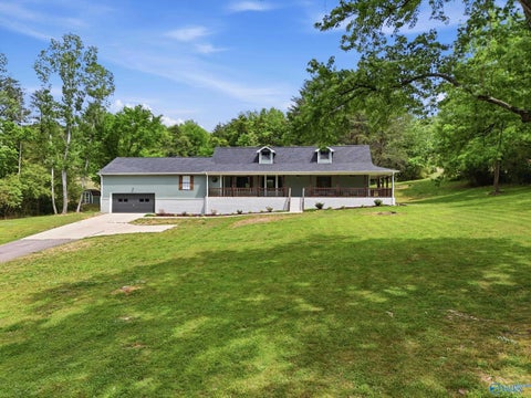 Homes For Sale - 1675 County Lake Road<br/> Gurley, AL 35748