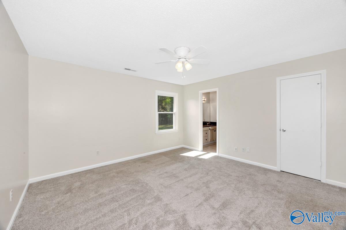 208 Bumblebee Drive, Harvest, Alabama image 28