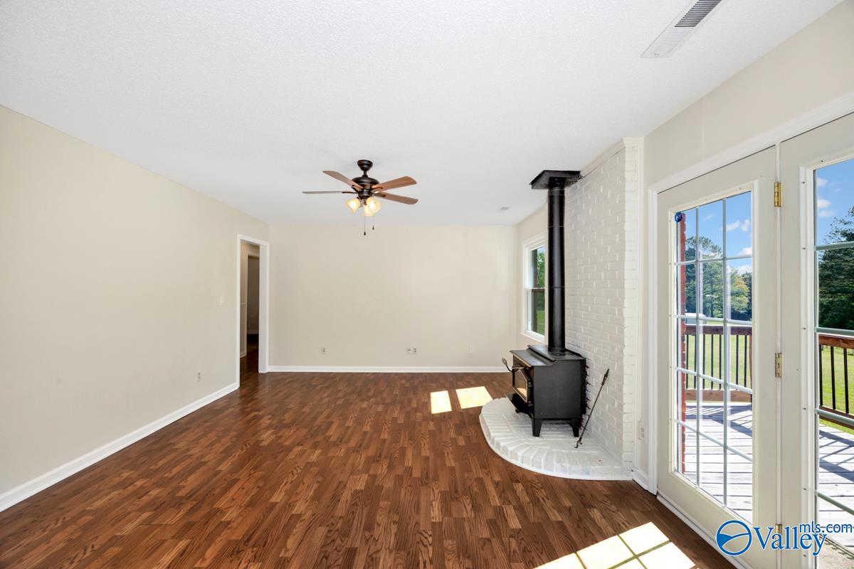 208 Bumblebee Drive, Harvest, Alabama image 18