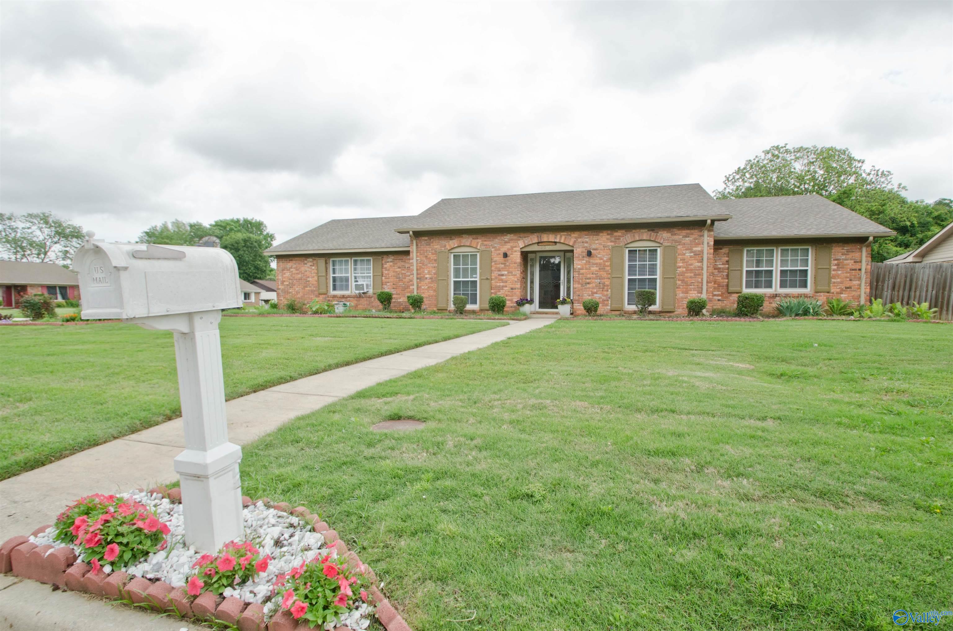 1208 Terrehaute Avenue, Decatur, Alabama image 2