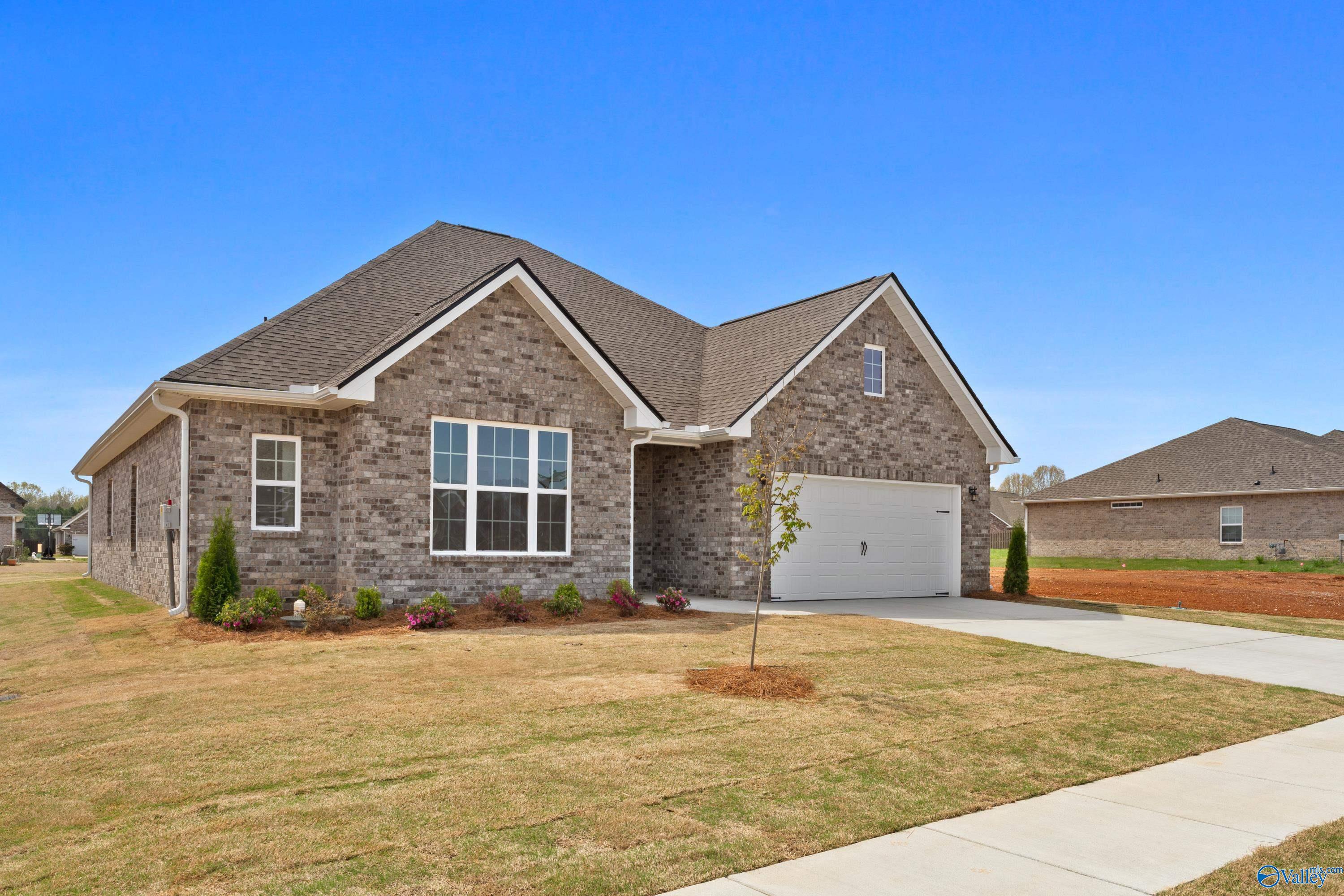216 White Horse Way, Toney, Alabama image 2