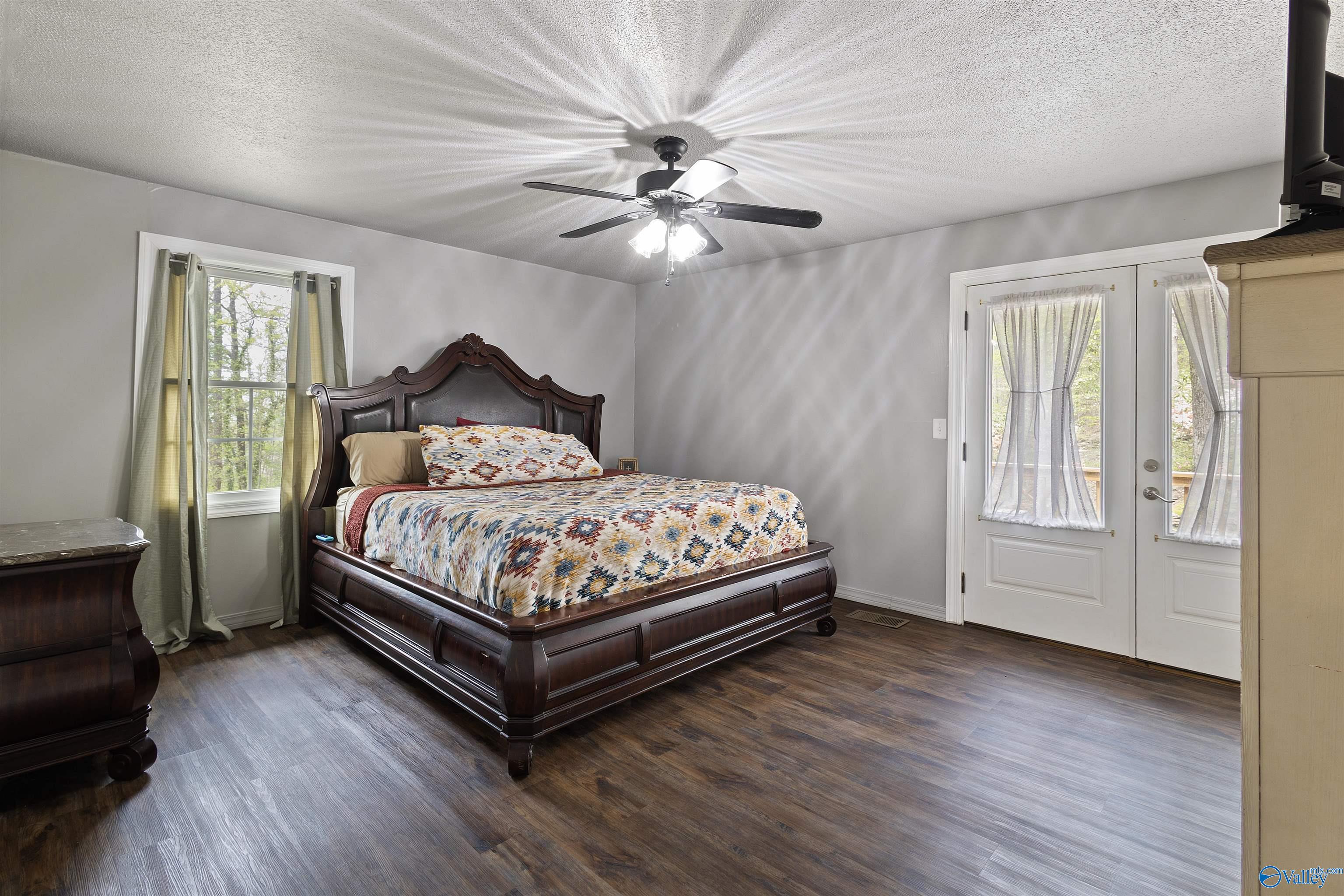 2806 Burningtree Mountain Road, Decatur, Alabama image 13