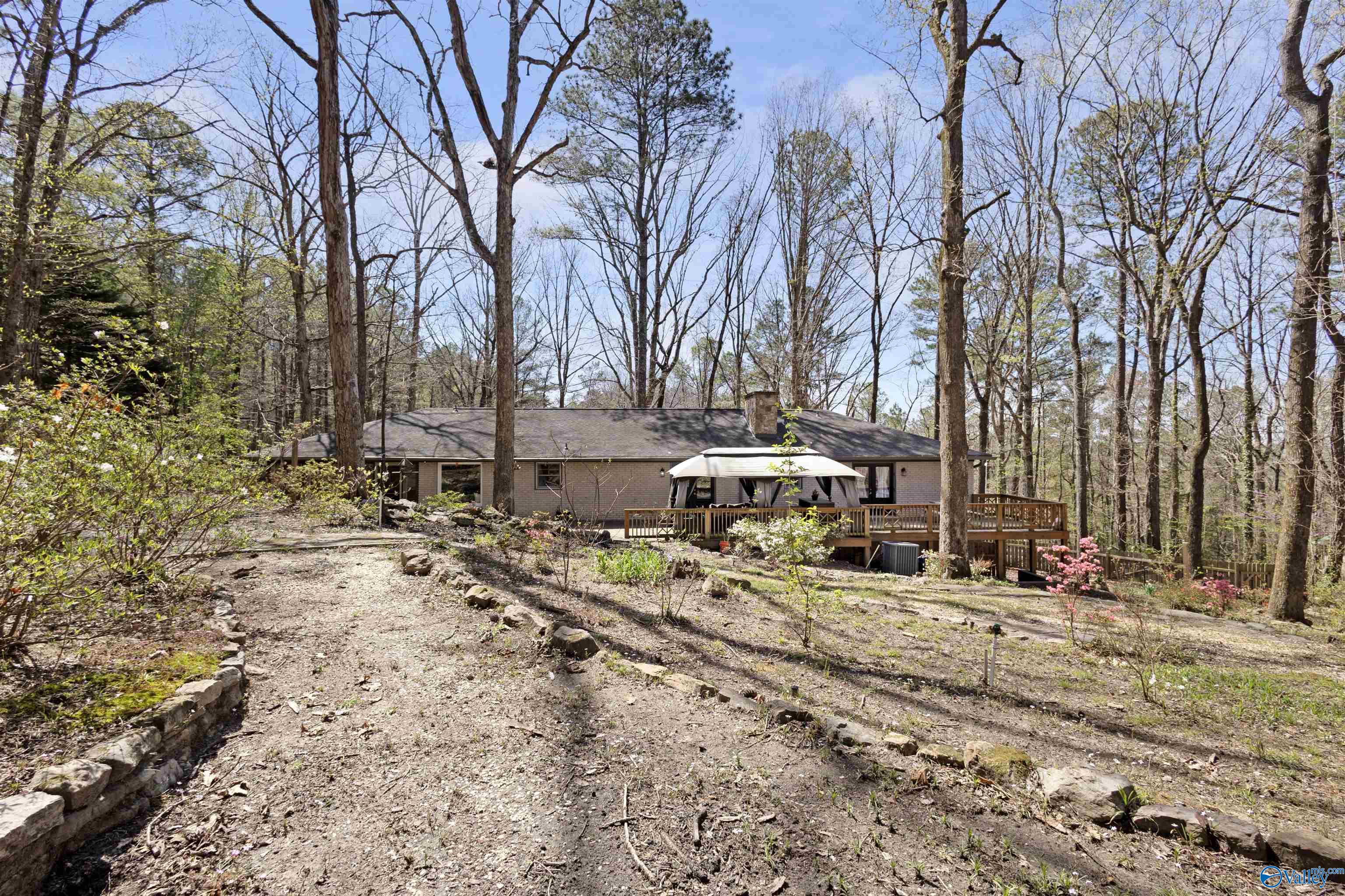 2806 Burningtree Mountain Road, Decatur, Alabama image 32