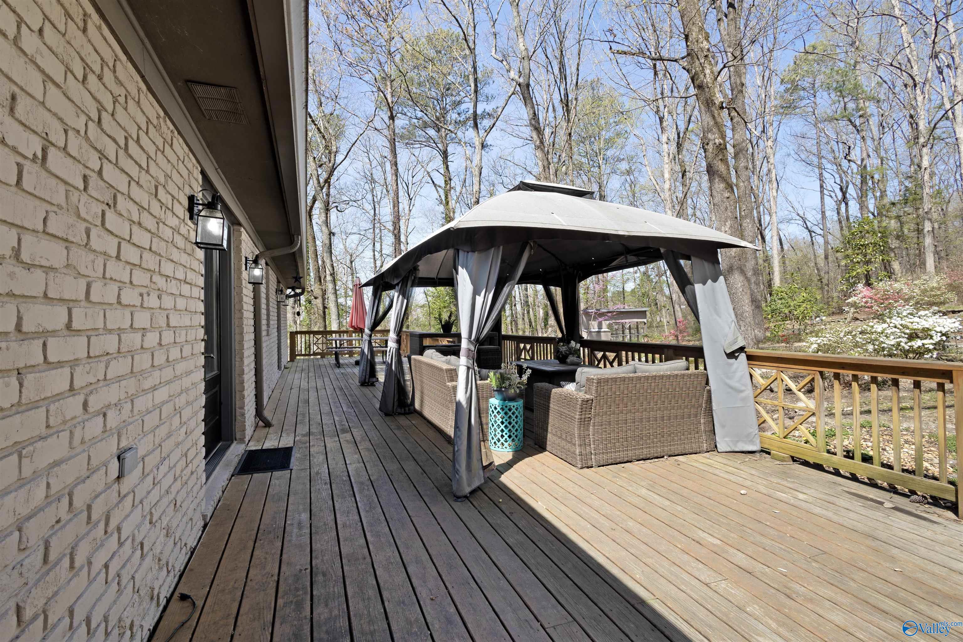 2806 Burningtree Mountain Road, Decatur, Alabama image 38