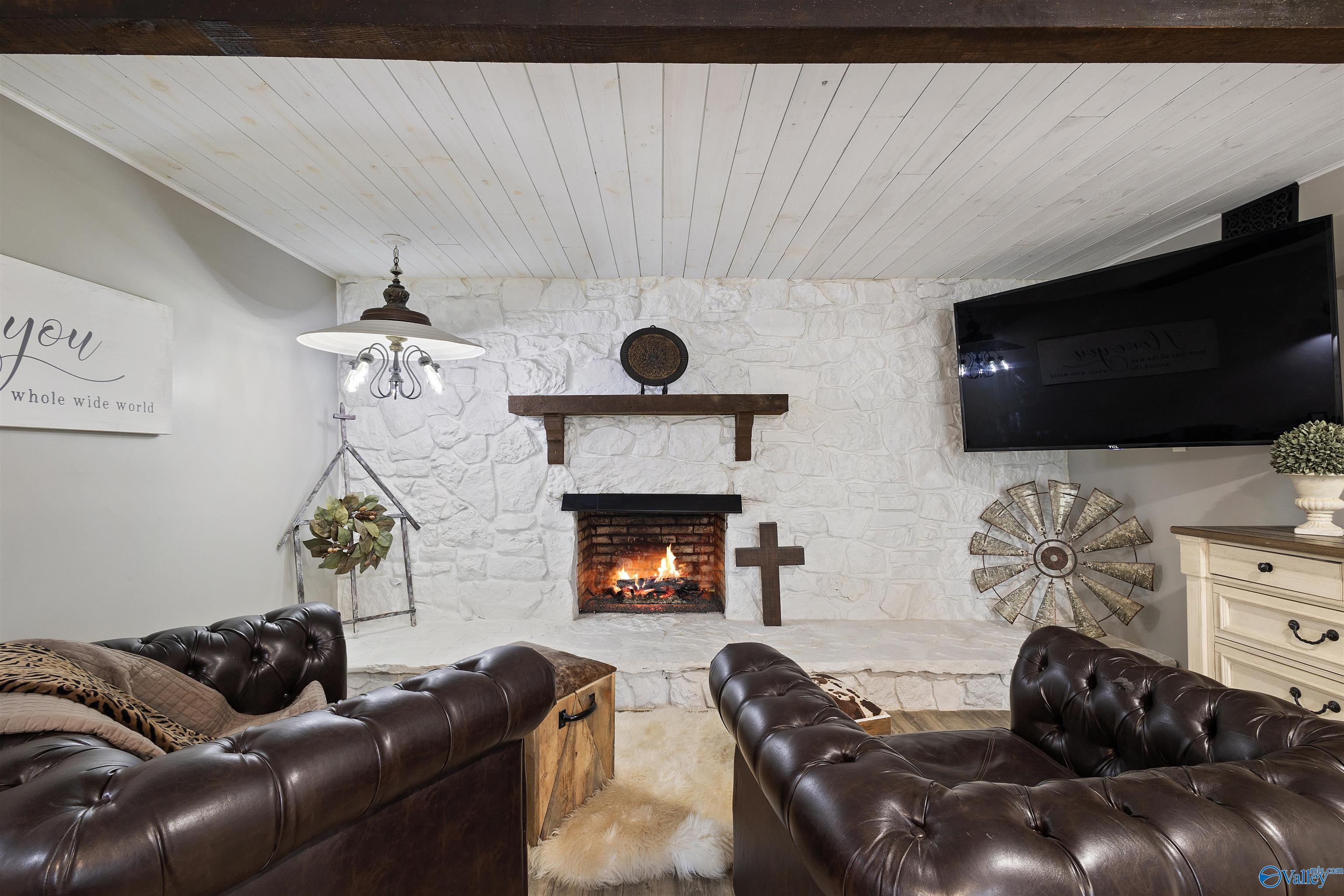 2806 Burningtree Mountain Road, Decatur, Alabama image 23
