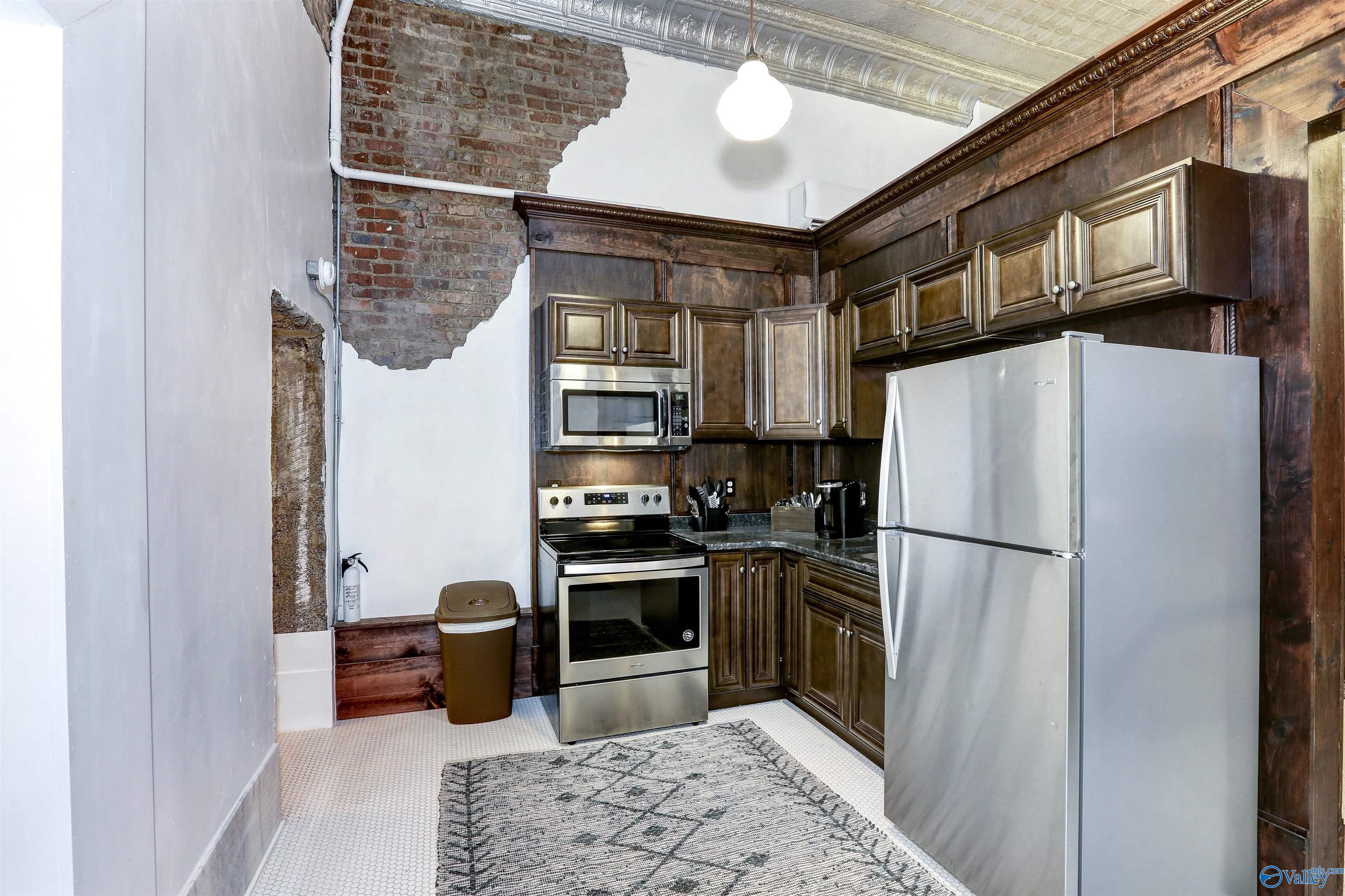 1743 New Market Road, New Market, Alabama image 6