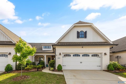 Townhouse For Sale - 431 Ripple Lake Drive<br/> Huntsville, AL 35824