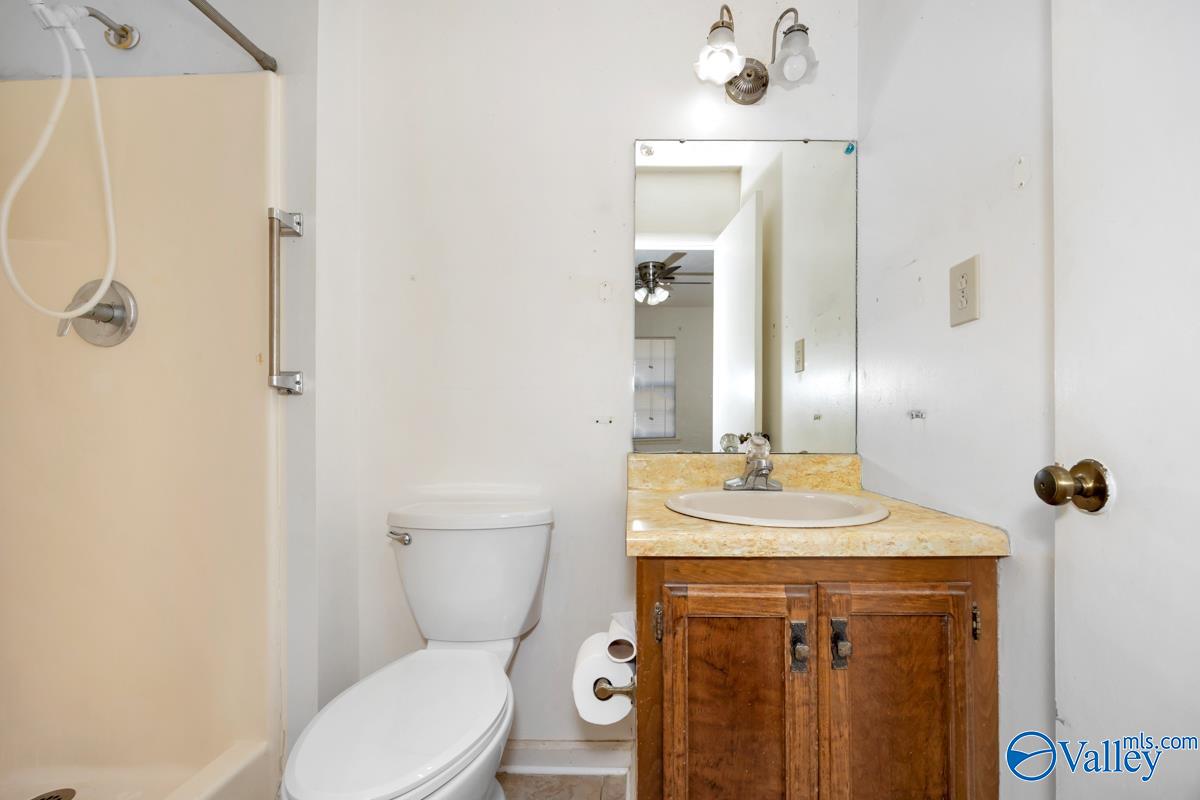4401 Oakwood Road, Huntsville, Alabama image 23