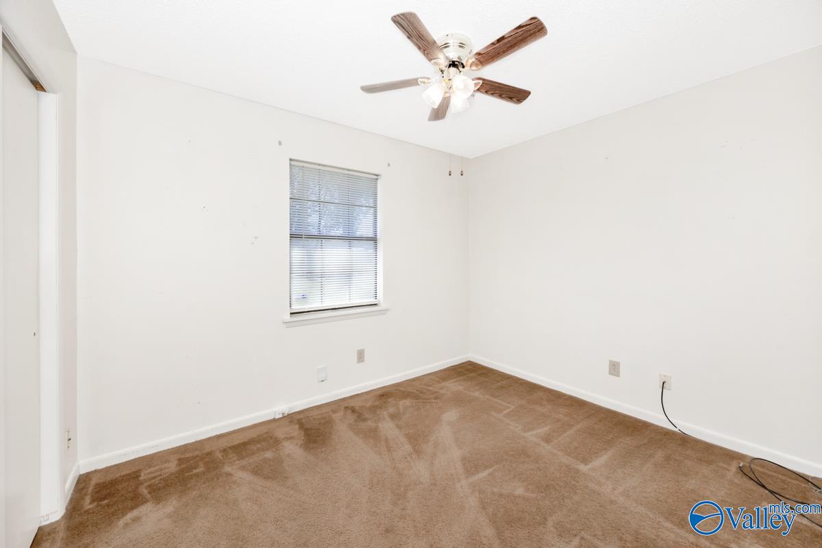 4401 Oakwood Road, Huntsville, Alabama image 16