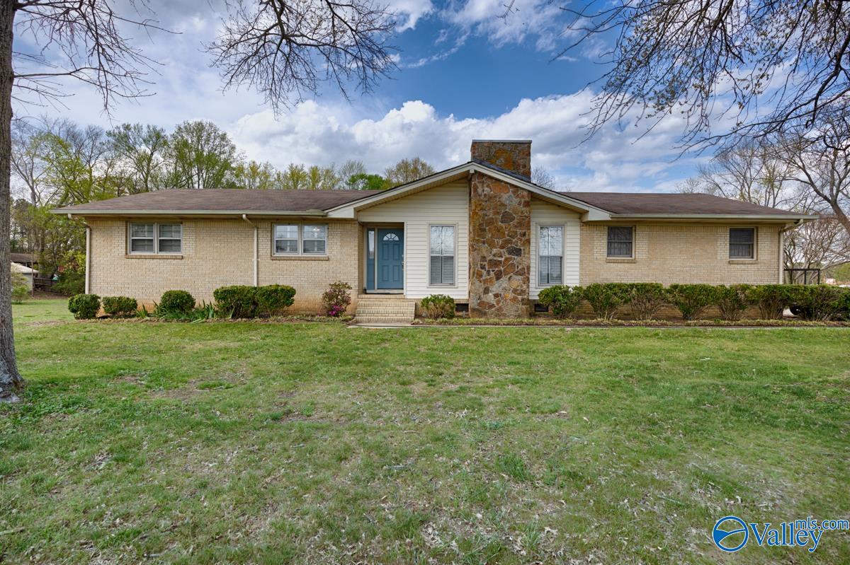 744 4th Avenue, Arab, Alabama image 1