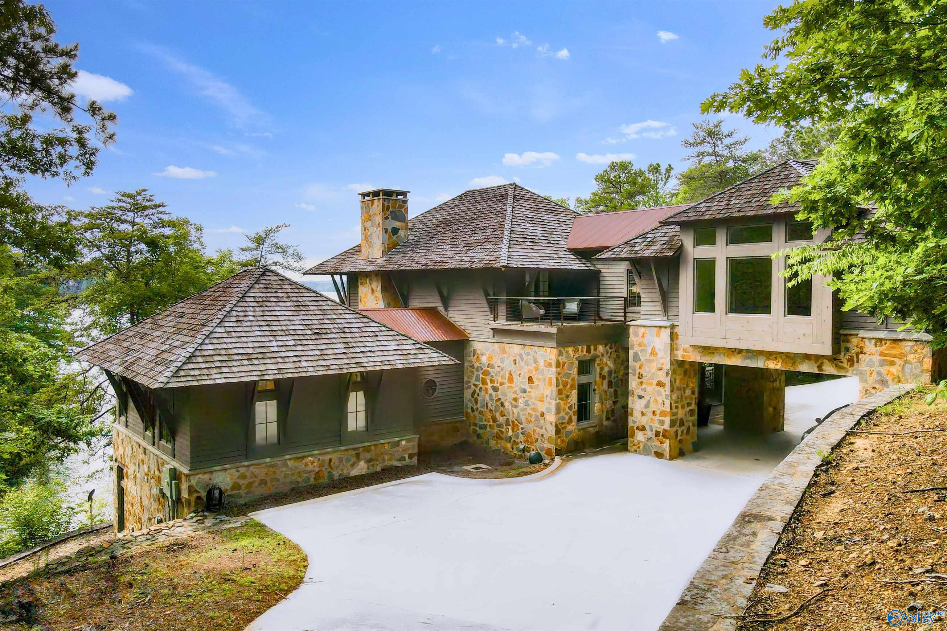 119 County Road 2112