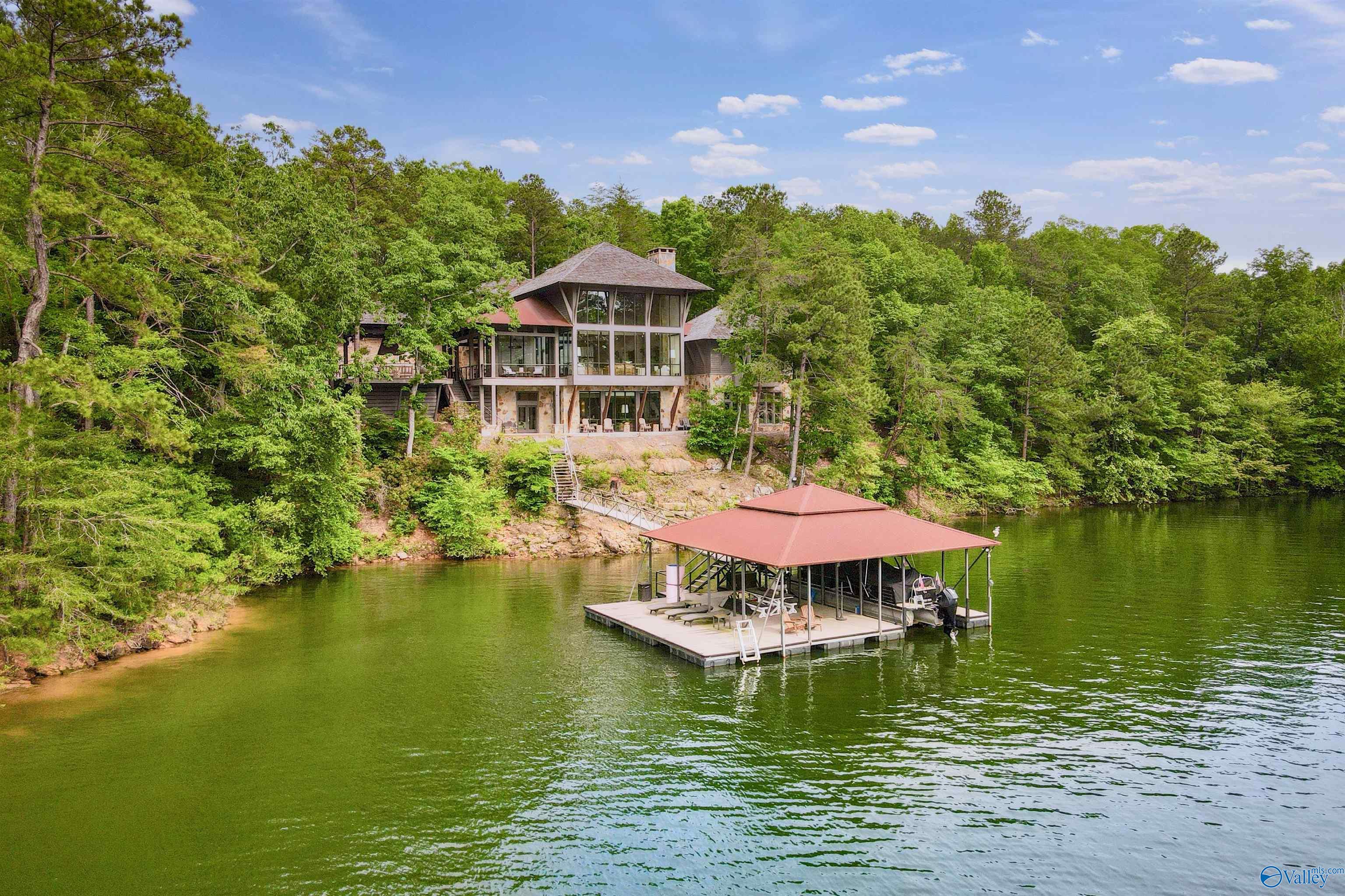 119 County Road 2112