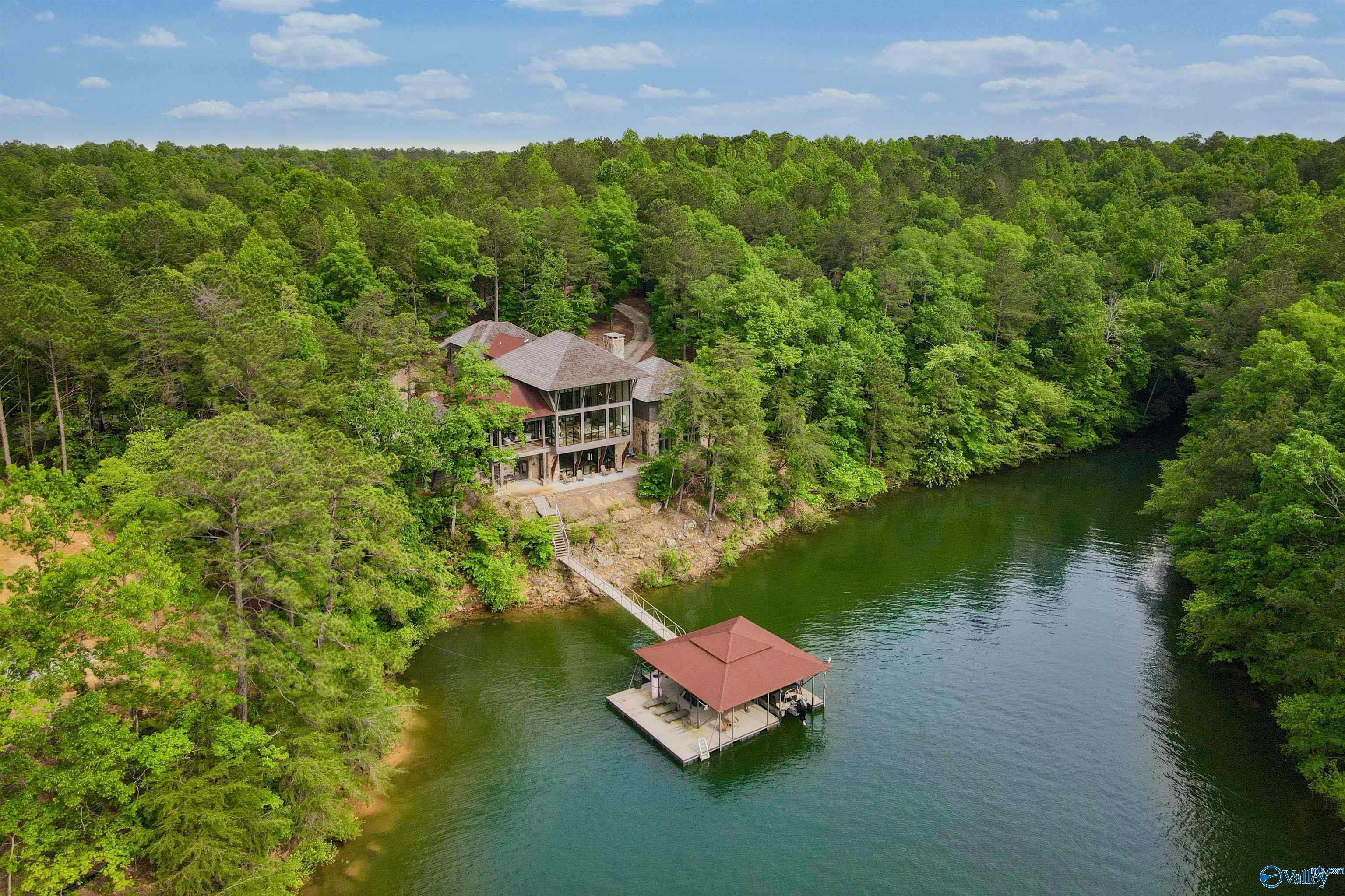 119 County Road 2112
