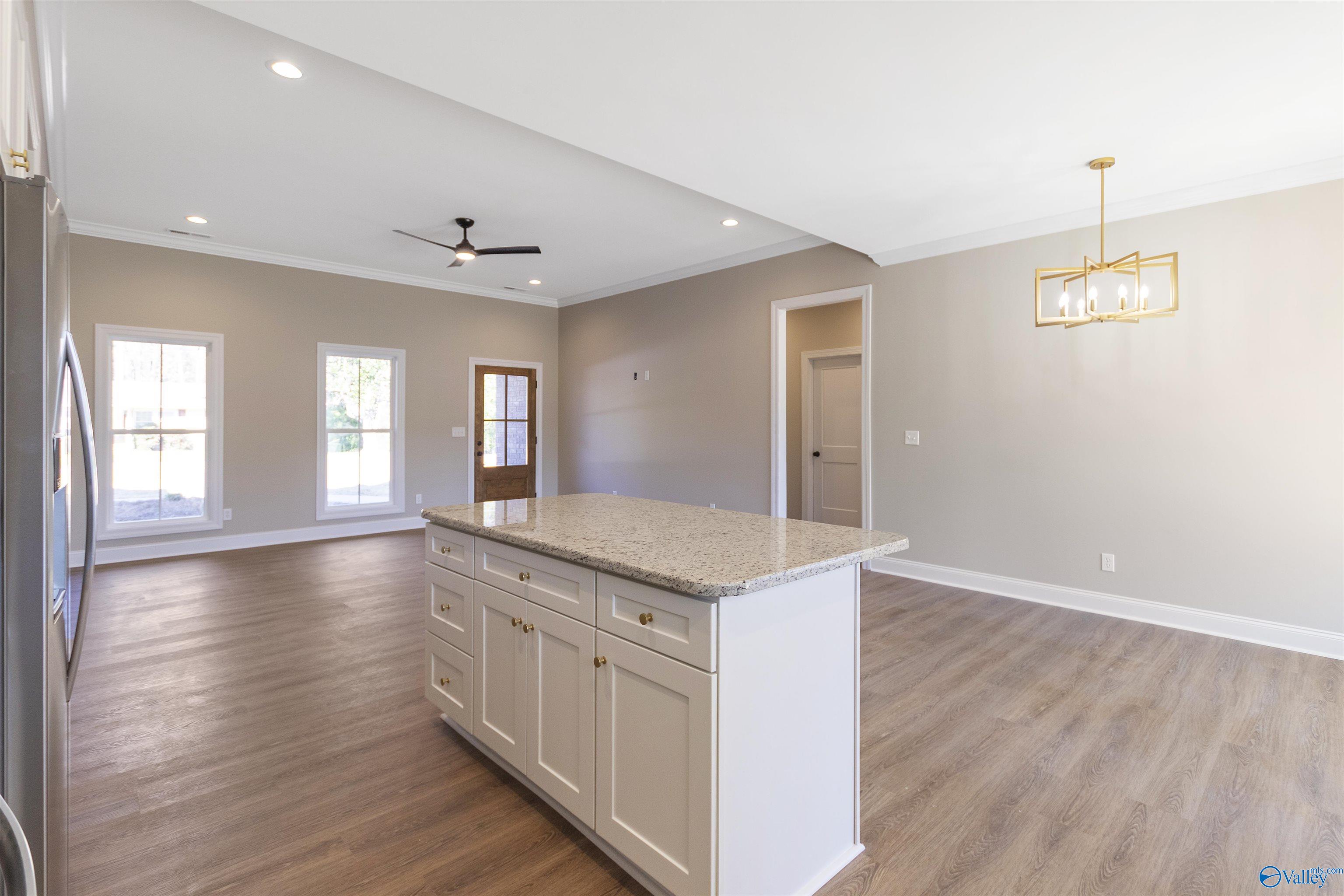 881 Fairview Drive, Arab, Alabama image 17