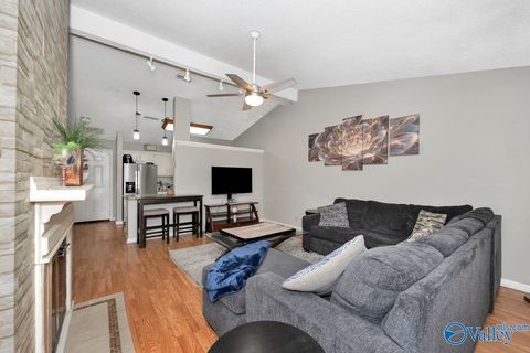 Photo of 4984 Seven Pine Circle 4984 #4984, Huntsville, AL 35816 (MLS # 21911541)