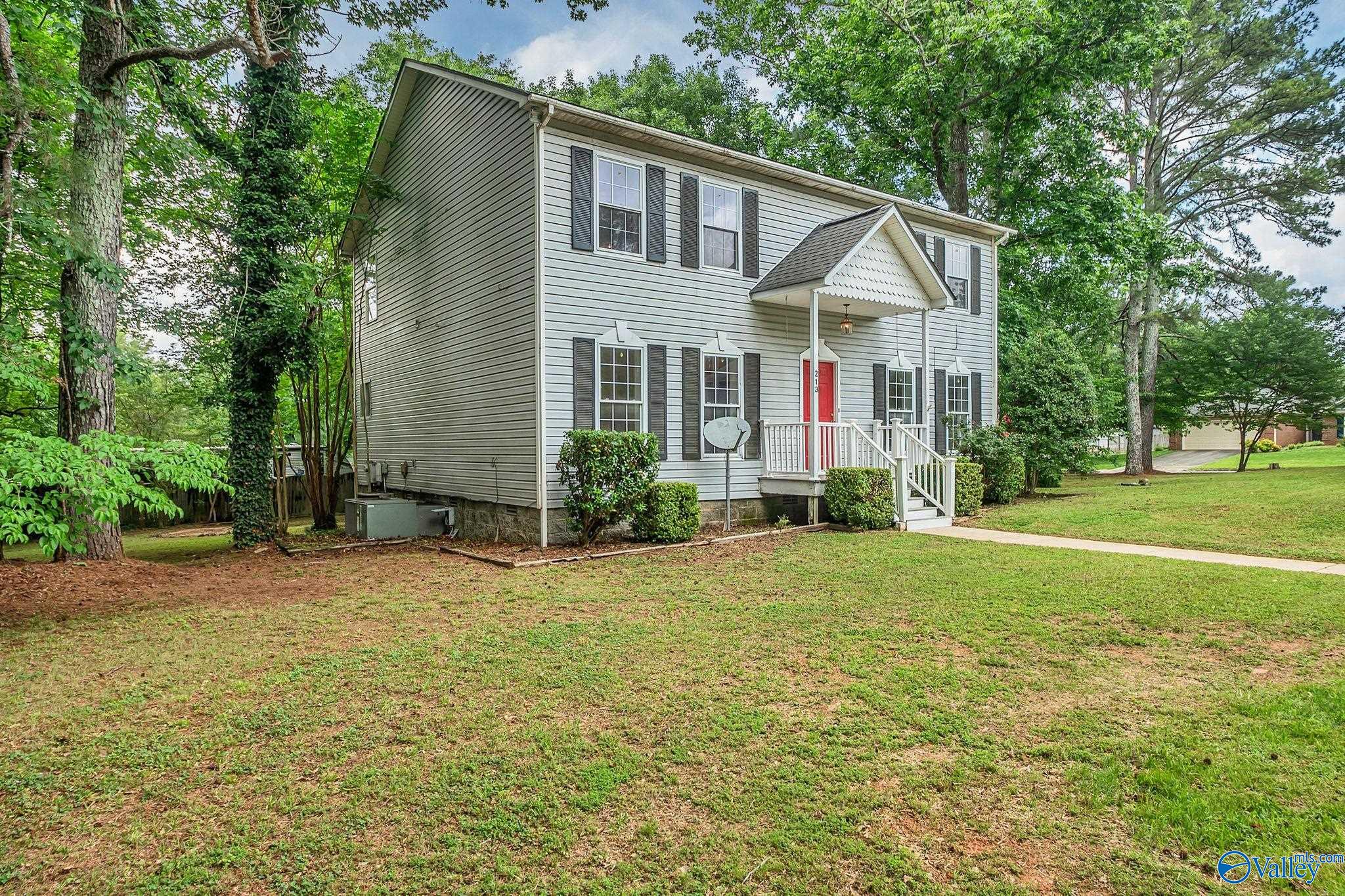 213 Rosecliff Drive
